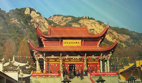 为什么常见千年寺院,难见百年老店?